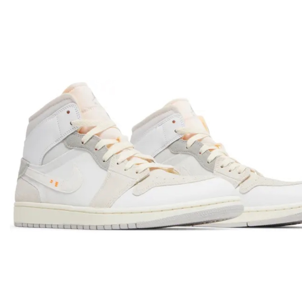 Air Jordan 1 Mid SE 'Inside Out' size 5.5